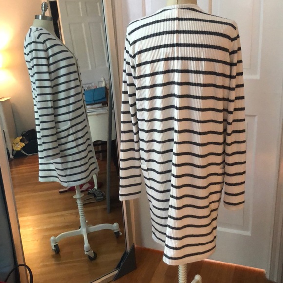 NWT Gap Long Cardigan - Picture 2 of 7